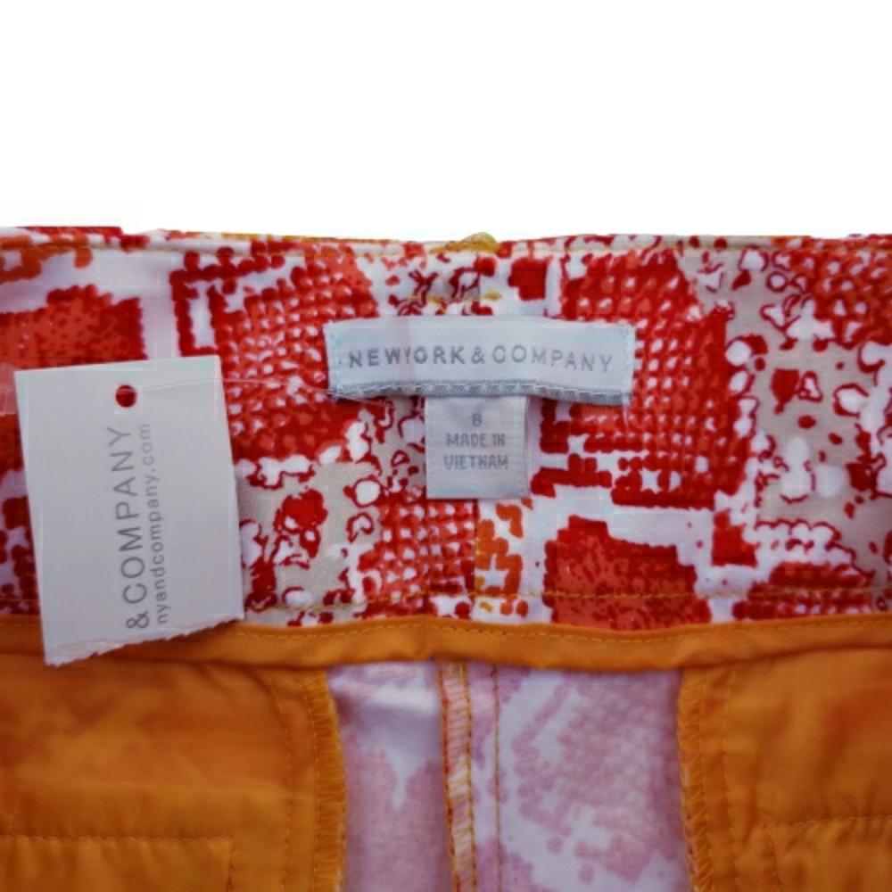 New York & Company Sateen Cuffed Shorts - Picture 5 of 5